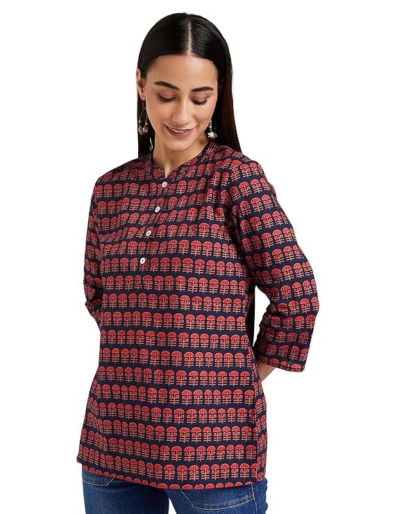 Indischer Charme: Bedrucktes Kurti aus Baumwolle mit 3/4-Ärmeln – lässige Eleganz